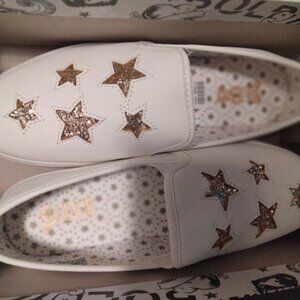 New in box shoes